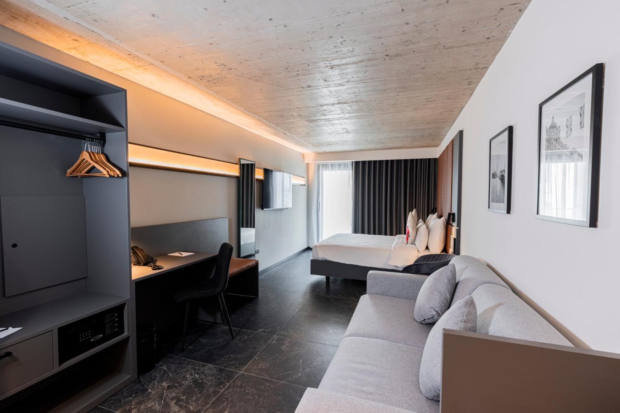 The Londoner 3* Saint Julian's