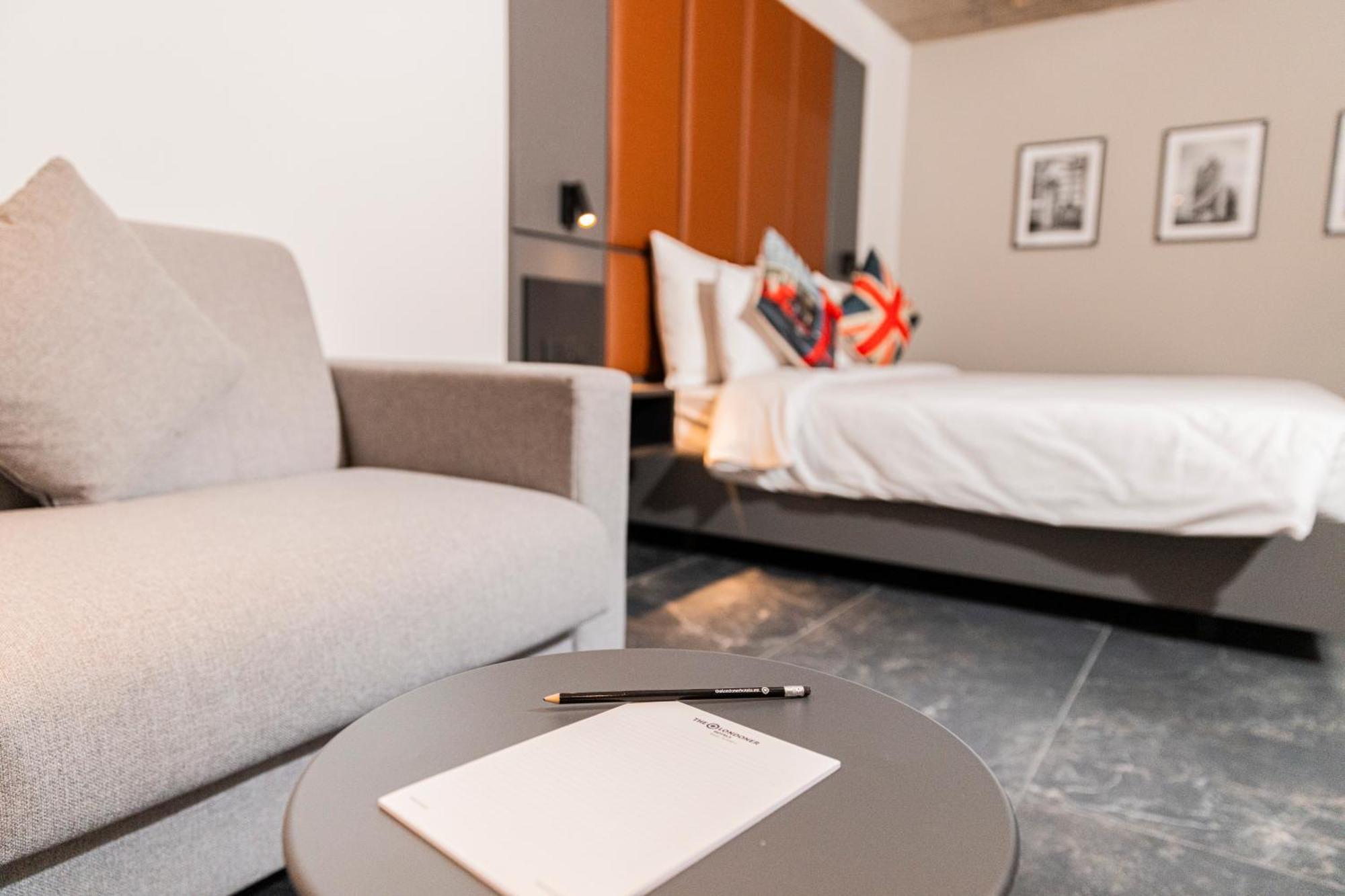 The Londoner Hotel 3*