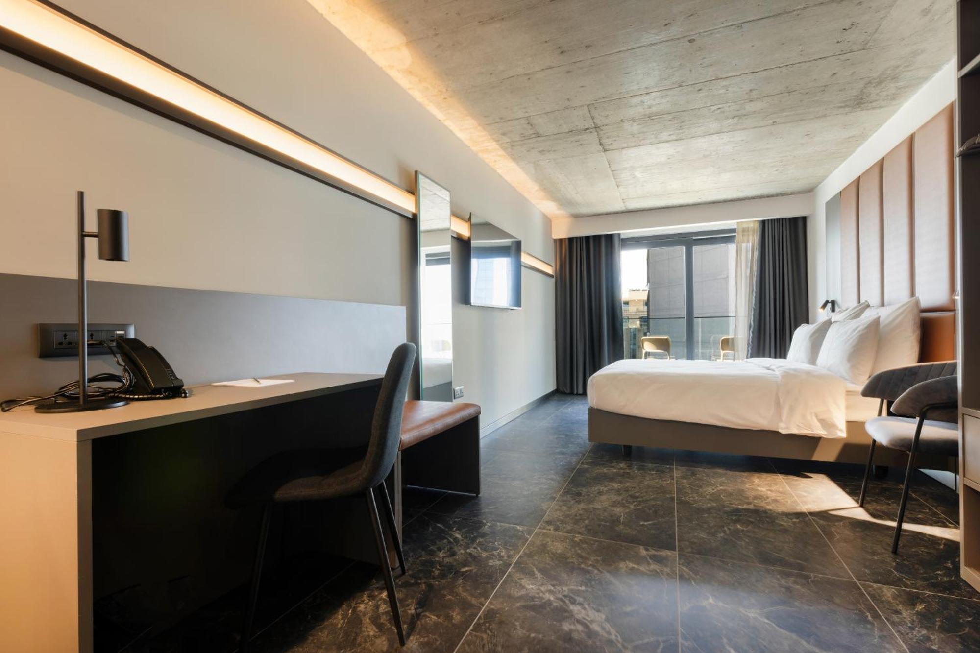 The Londoner Hotel Saint Julian's