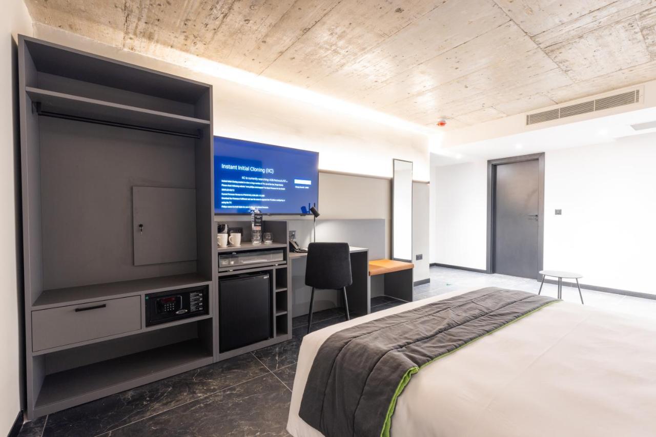 Hotel The Londoner 3*
