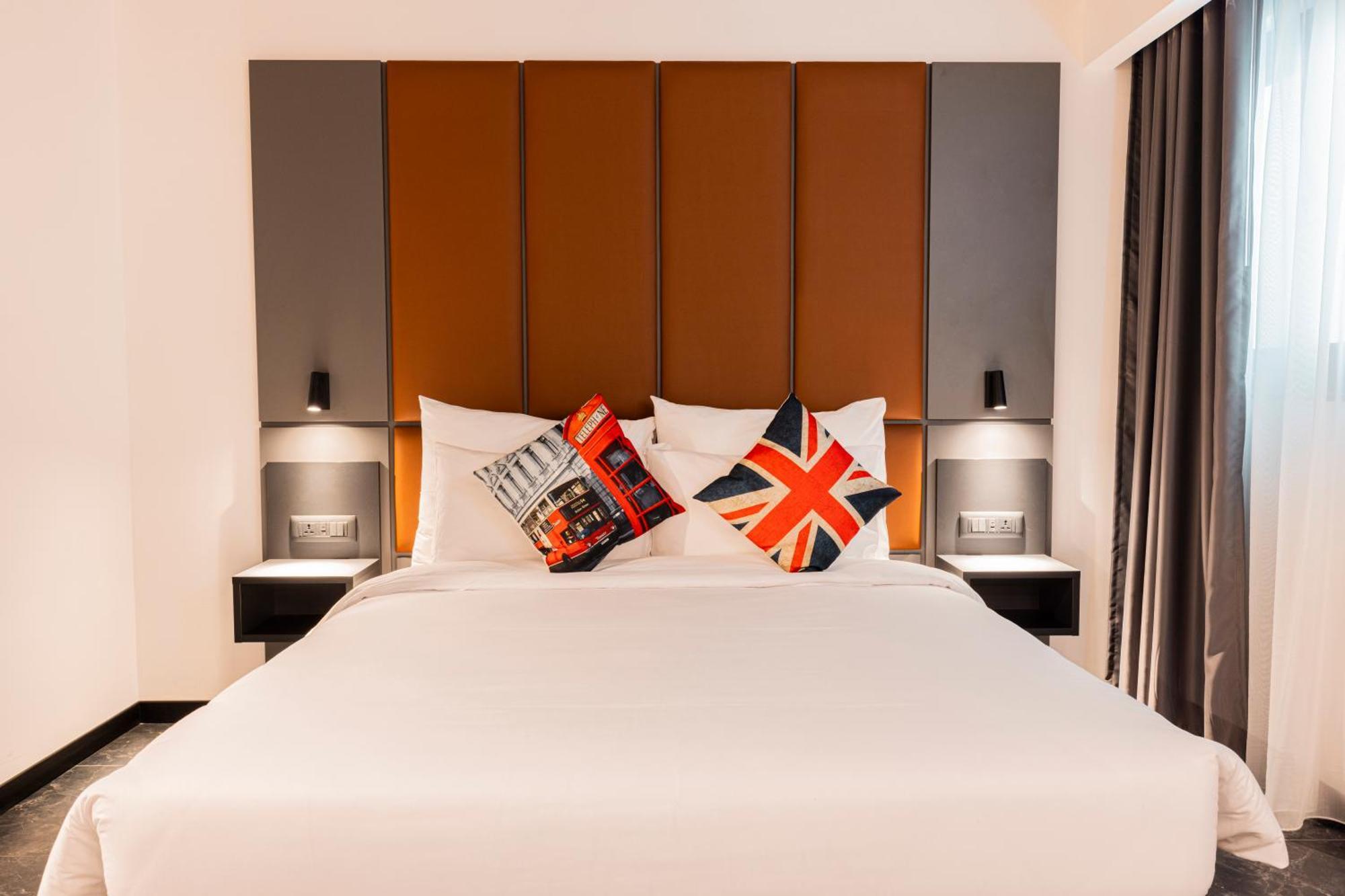 The Londoner 3*