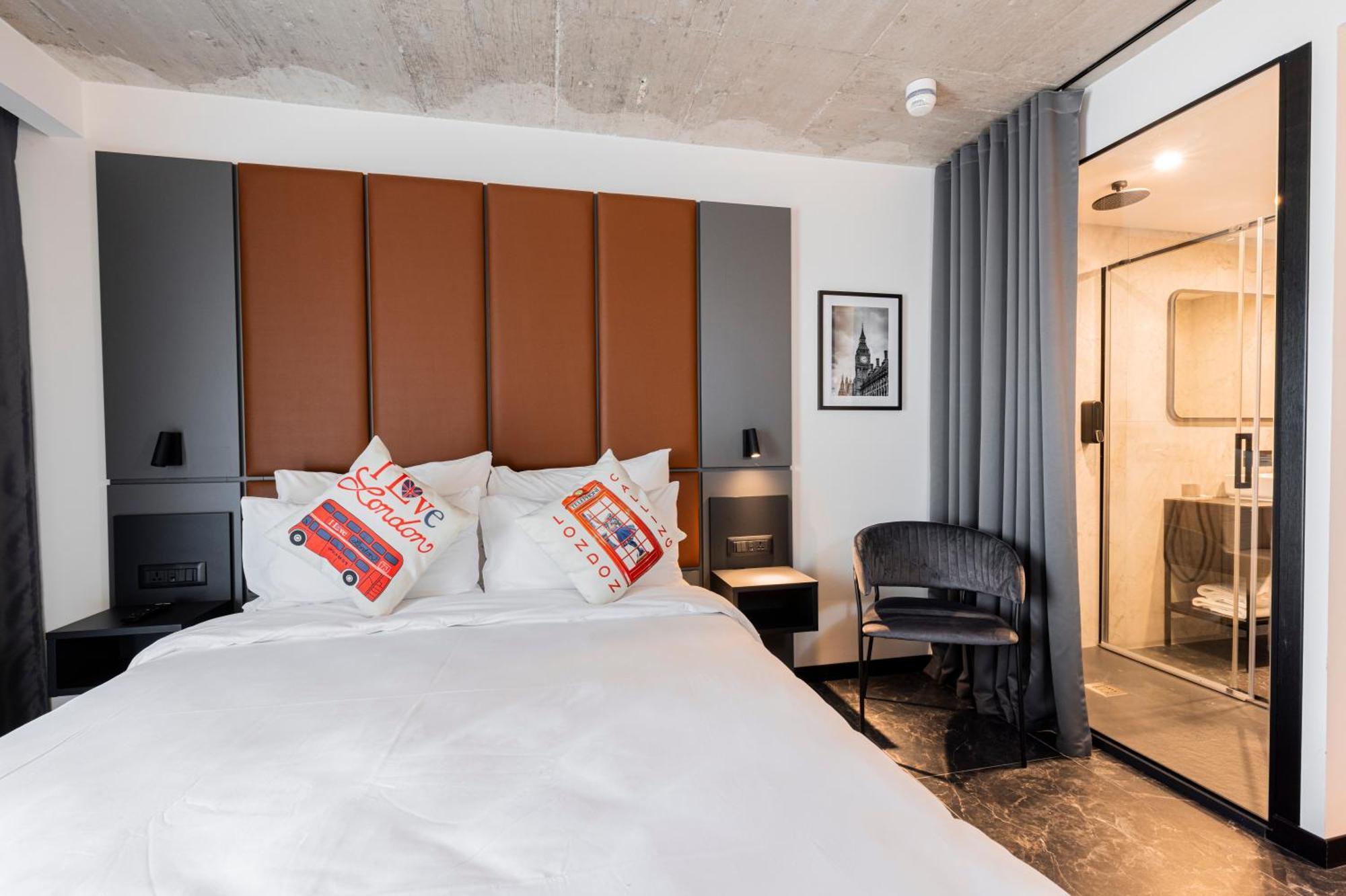 The Londoner Hotel Saint Julian's